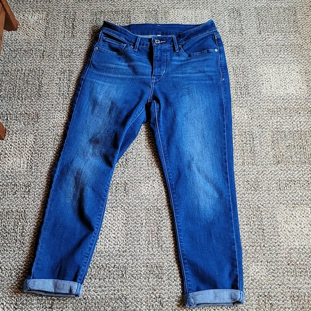 Levi's cuffed ankle jeans